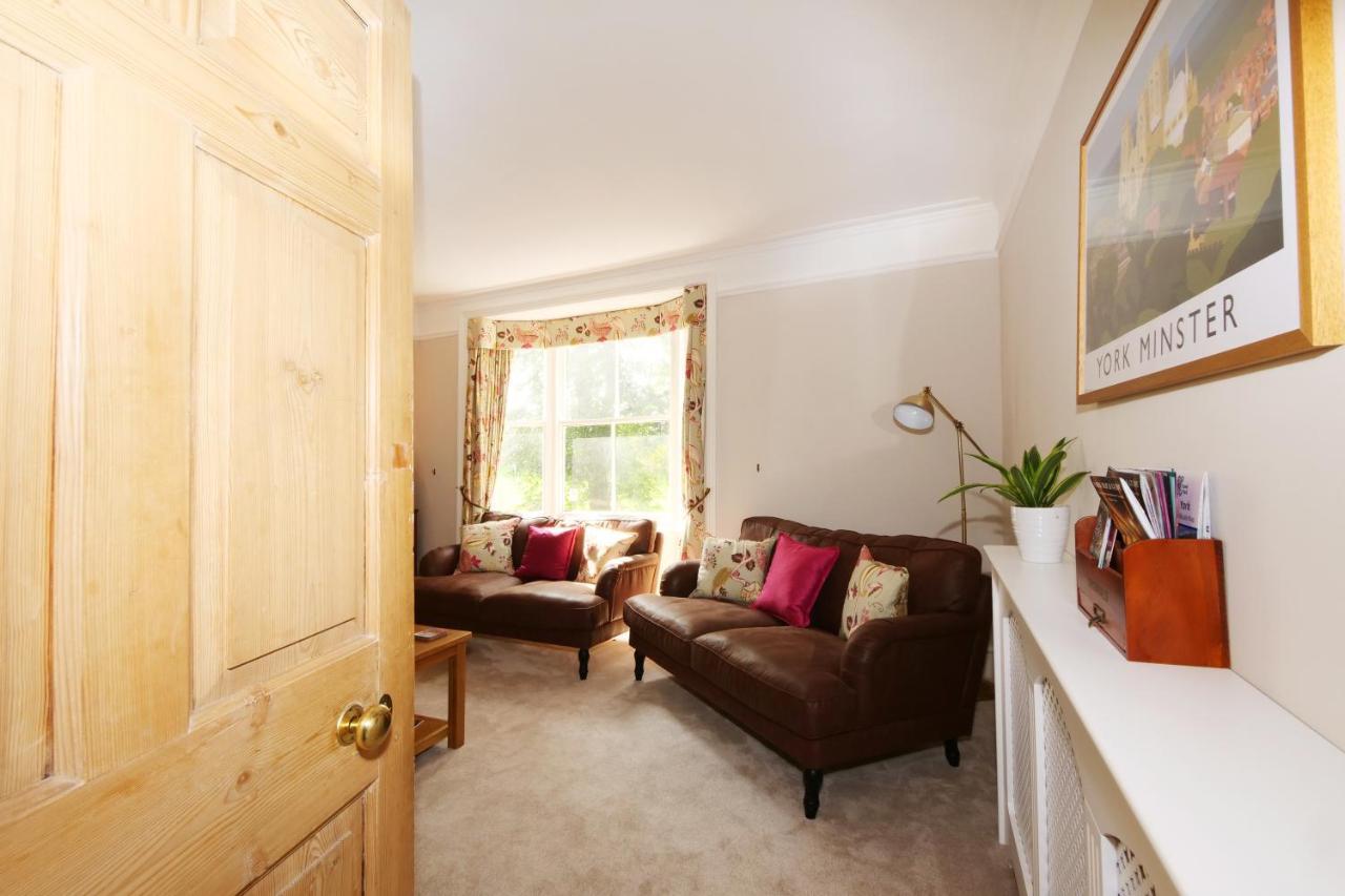 Stodham House With Minster Views! Villa ยอร์ค ภายนอก รูปภาพ