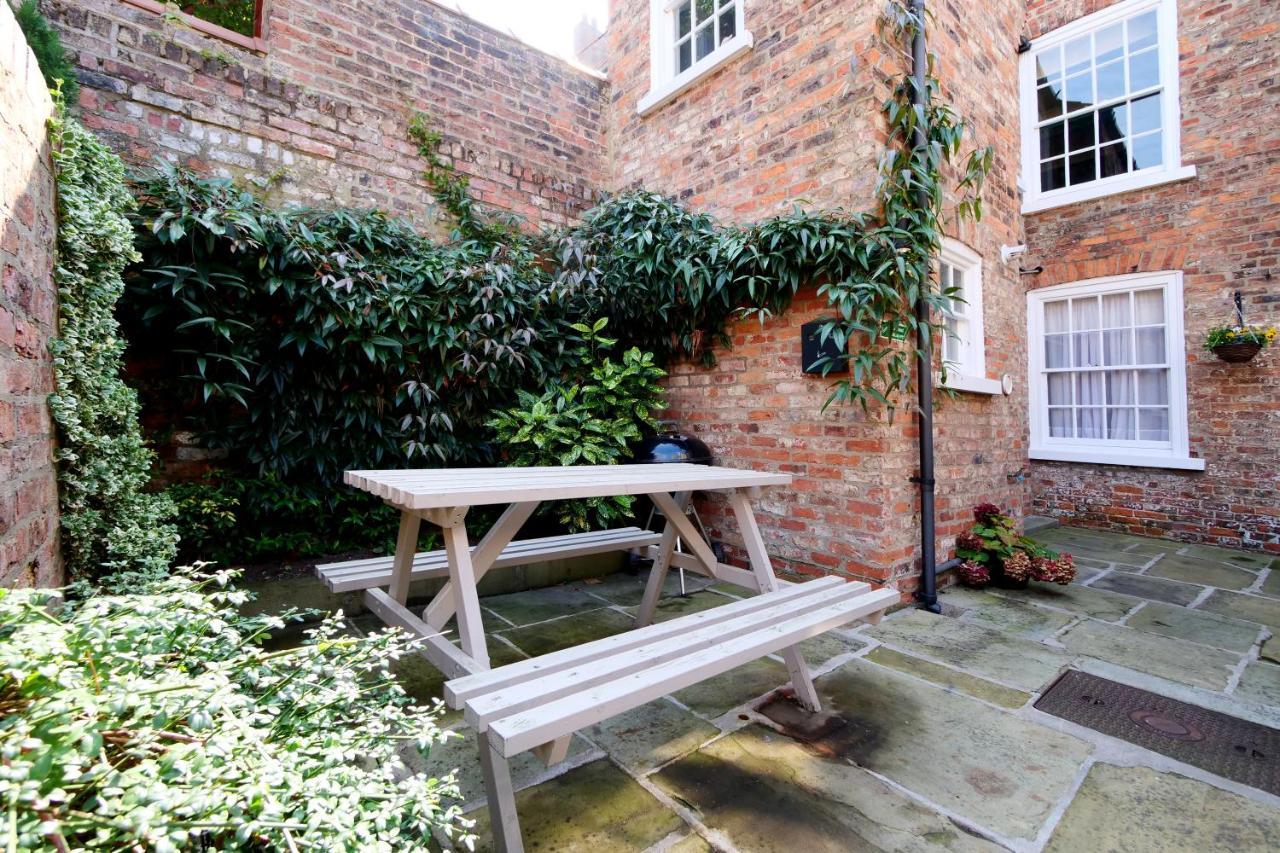 Stodham House With Minster Views! Villa ยอร์ค ภายนอก รูปภาพ